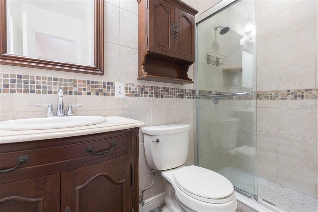 For Rent: $3,300 (4 beds, 2 baths, 1490 Square Feet)