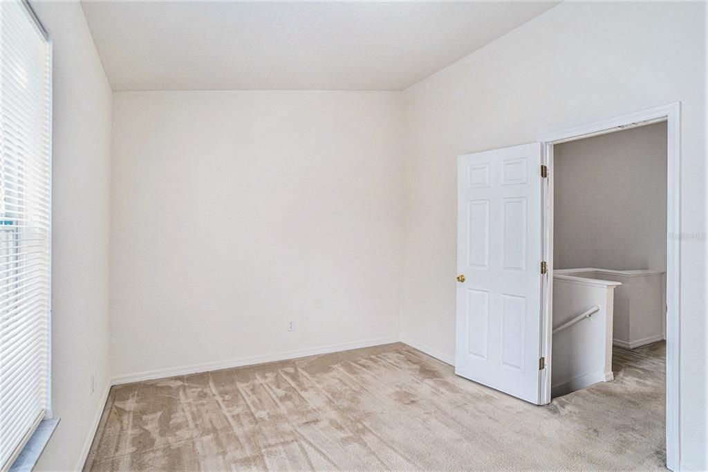 For Rent: $1,750 (2 beds, 1 baths, 1216 Square Feet)