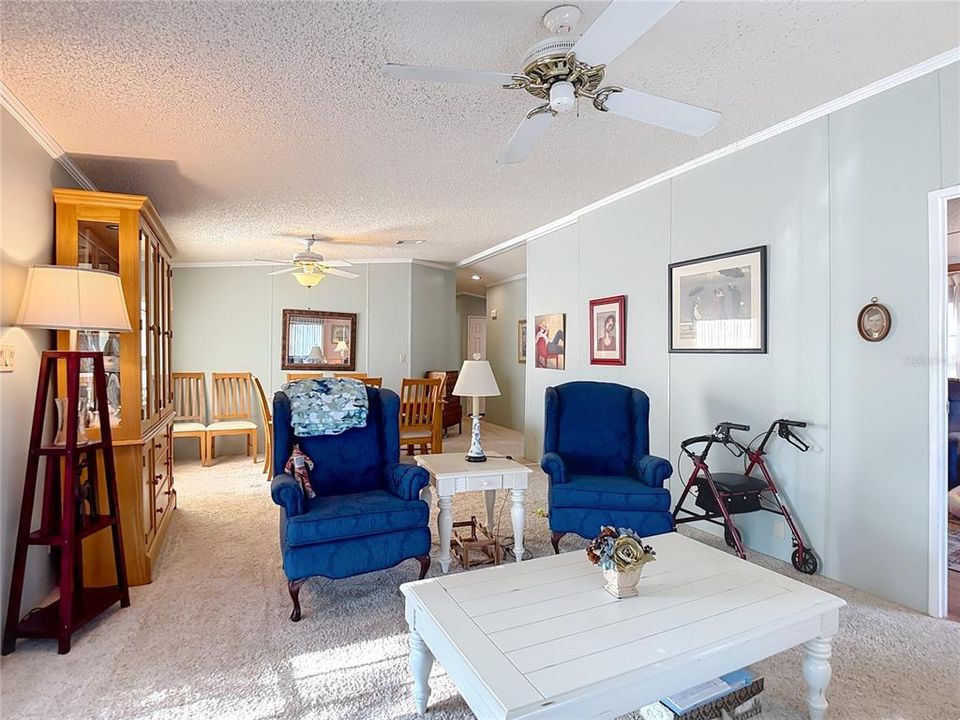 For Sale: $149,500 (2 beds, 2 baths, 1482 Square Feet)