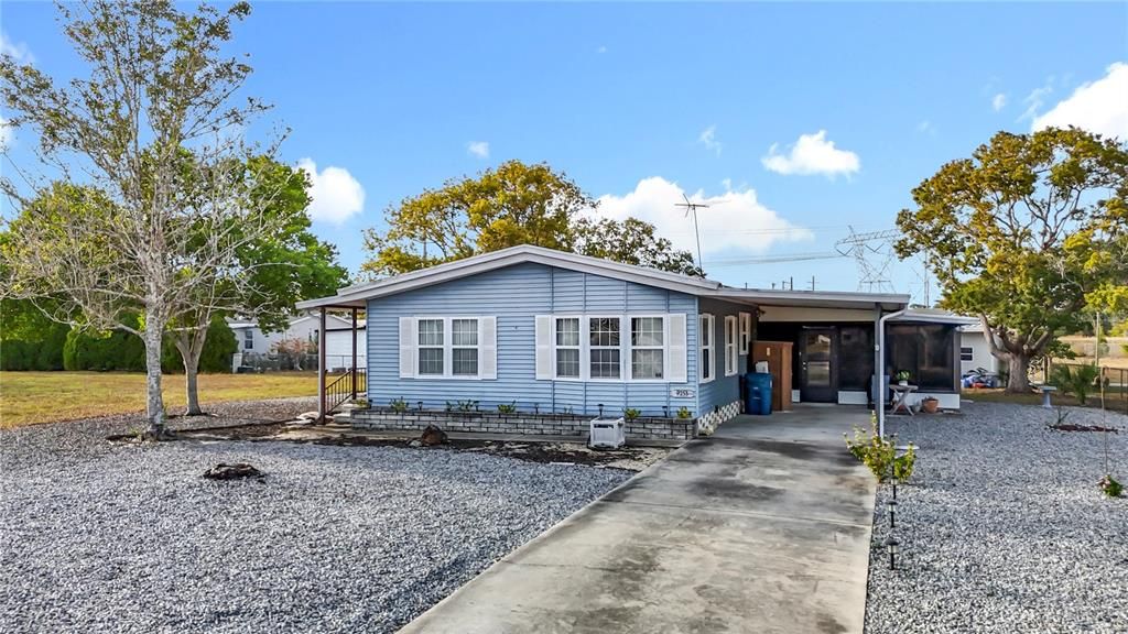 For Sale: $149,500 (2 beds, 2 baths, 1482 Square Feet)