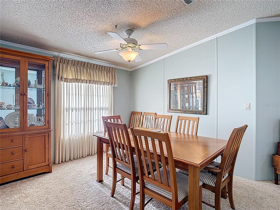 For Sale: $149,500 (2 beds, 2 baths, 1482 Square Feet)