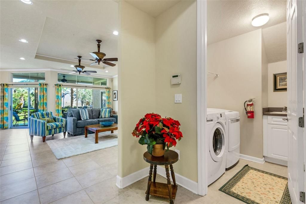 For Sale: $395,000 (2 beds, 2 baths, 1623 Square Feet)