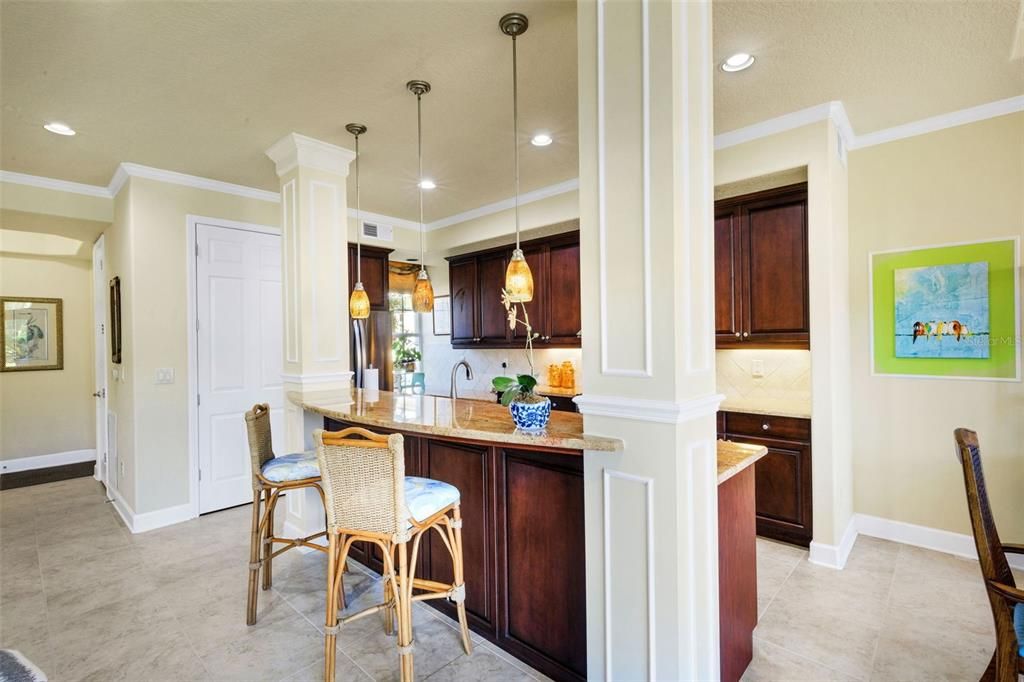 For Sale: $395,000 (2 beds, 2 baths, 1623 Square Feet)