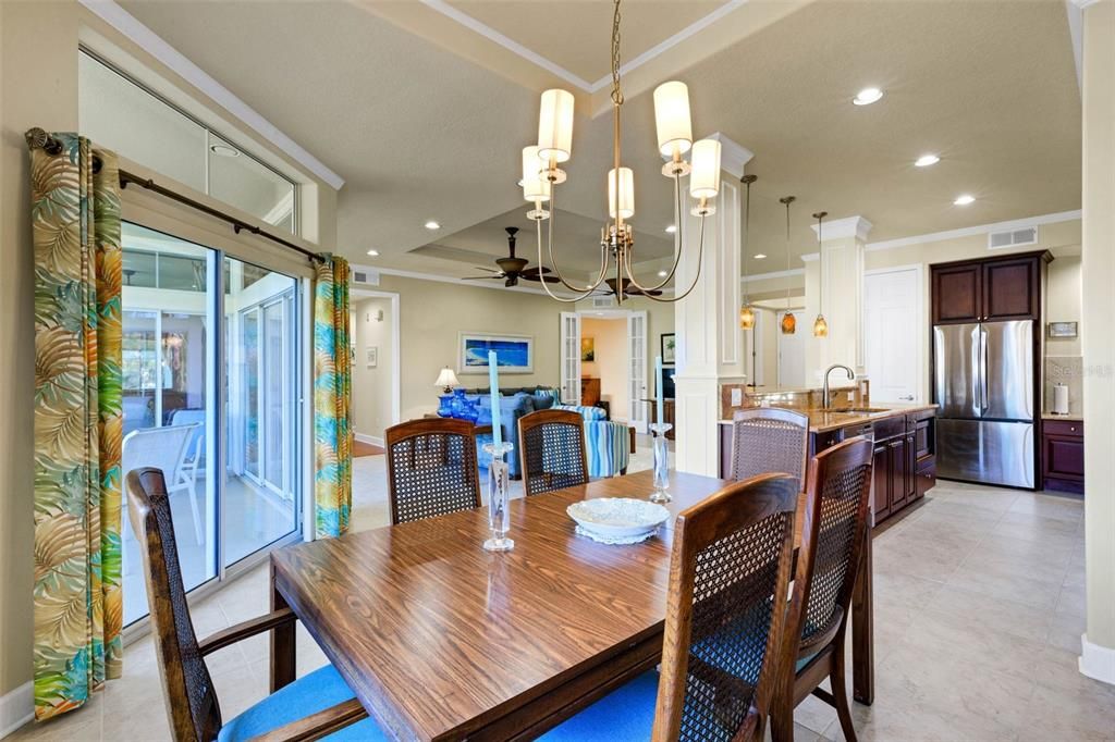 For Sale: $395,000 (2 beds, 2 baths, 1623 Square Feet)