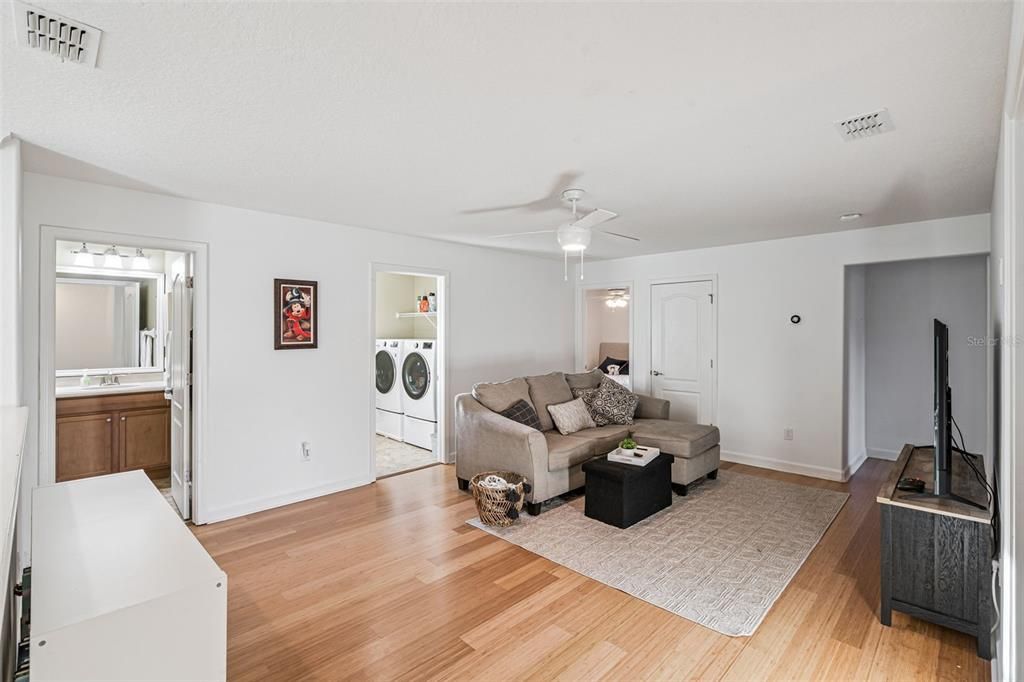 For Sale: $814,900 (5 beds, 3 baths, 3367 Square Feet)