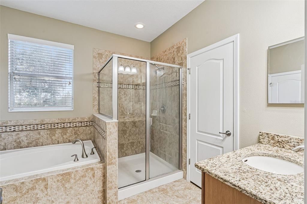 For Sale: $814,900 (5 beds, 3 baths, 3367 Square Feet)