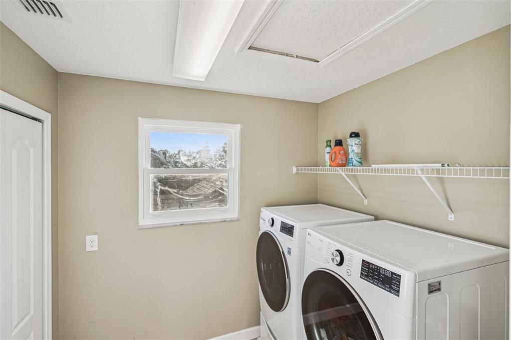 For Sale: $814,900 (5 beds, 3 baths, 3367 Square Feet)