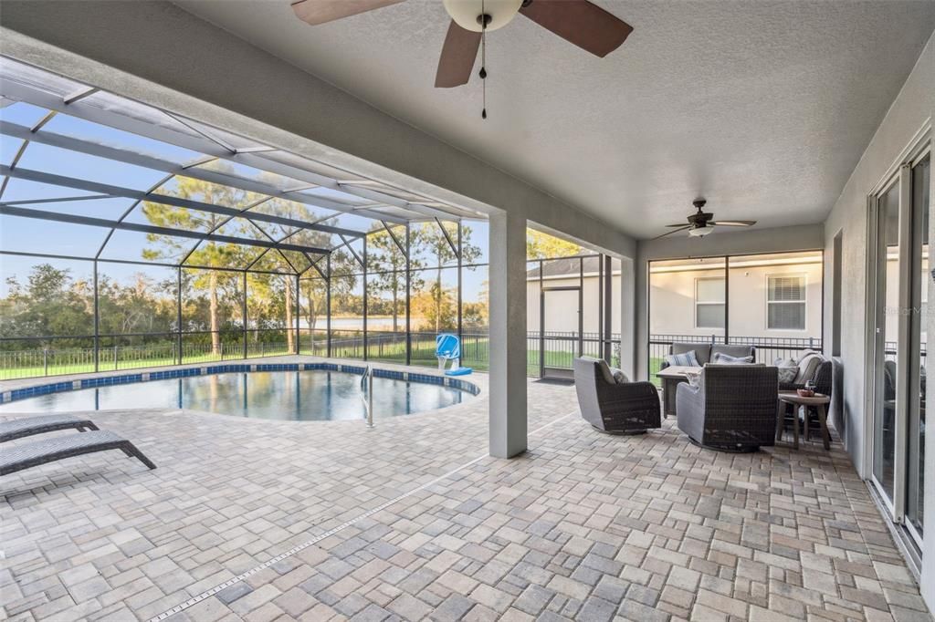 For Sale: $814,900 (5 beds, 3 baths, 3367 Square Feet)