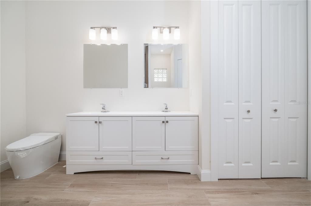 待售: $459,000 (3 贝兹, 2 浴室, 2016 平方英尺)