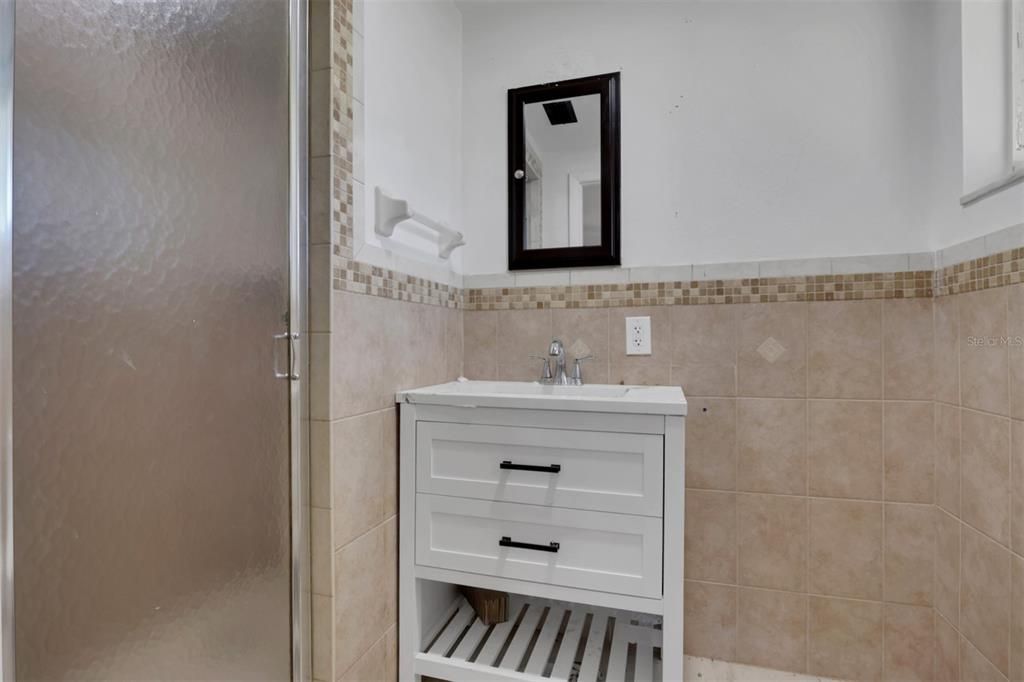 For Sale: $299,000 (2 beds, 2 baths, 1572 Square Feet)