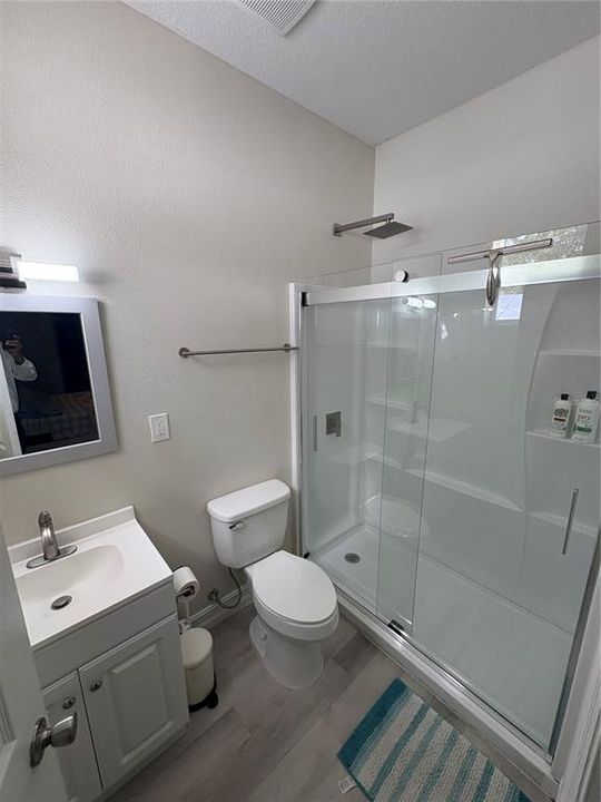 出租: $3,200 (3 贝兹, 3 浴室, 1153 平方英尺)