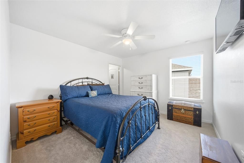 待售: $587,000 (4 贝兹, 3 浴室, 2477 平方英尺)