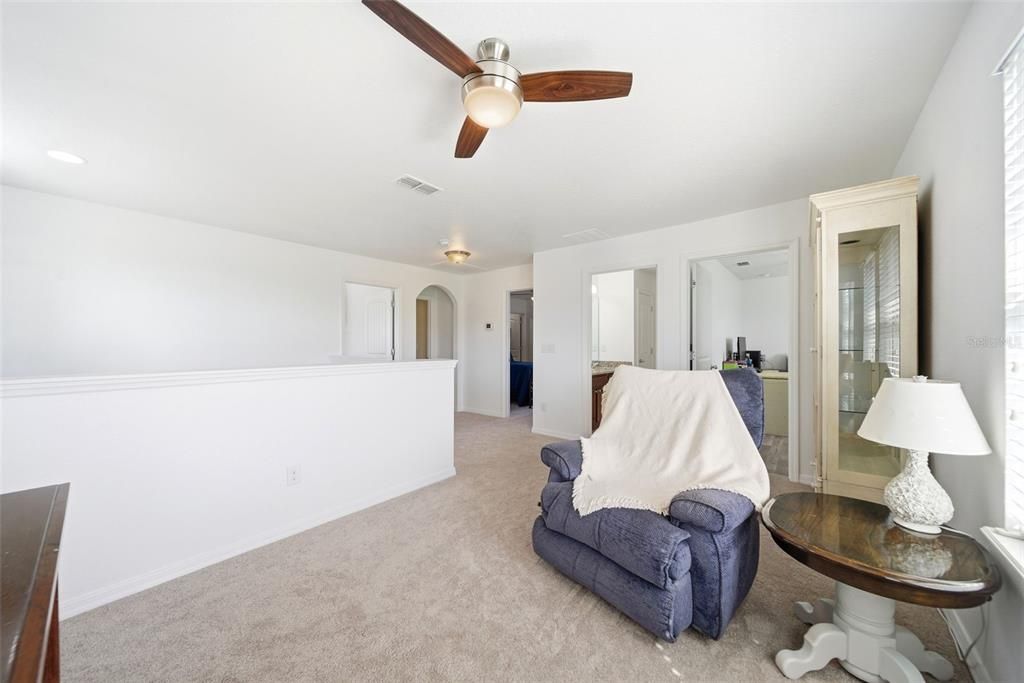 待售: $587,000 (4 贝兹, 3 浴室, 2477 平方英尺)