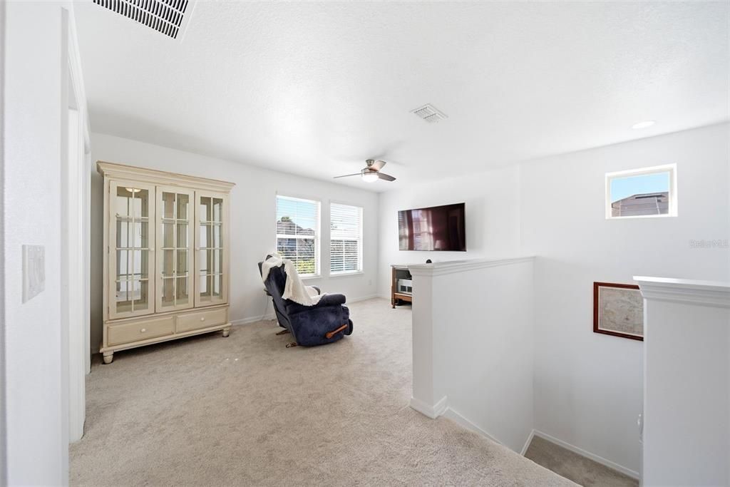 待售: $587,000 (4 贝兹, 3 浴室, 2477 平方英尺)