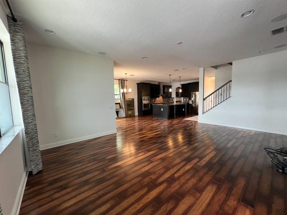 En Renta: $5,000 (5 camas, 5 baños, 3761 Pies cuadrados)