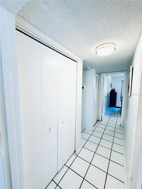 待售: $149,900 (2 贝兹, 2 浴室, 967 平方英尺)