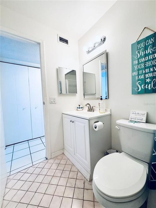 待售: $149,900 (2 贝兹, 2 浴室, 967 平方英尺)