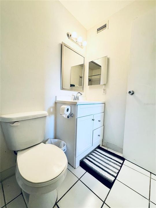 待售: $149,900 (2 贝兹, 2 浴室, 967 平方英尺)