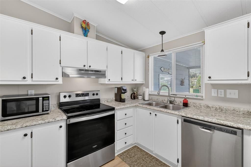 En Venta: $169,900 (2 camas, 2 baños, 1144 Pies cuadrados)