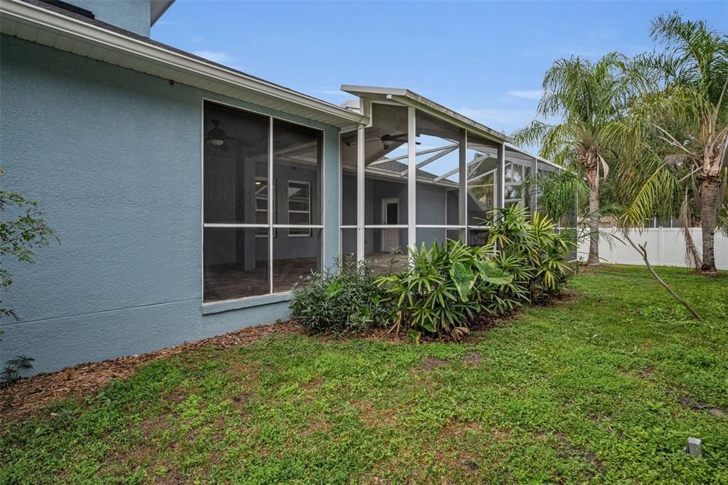 待售: $530,000 (4 贝兹, 2 浴室, 2363 平方英尺)