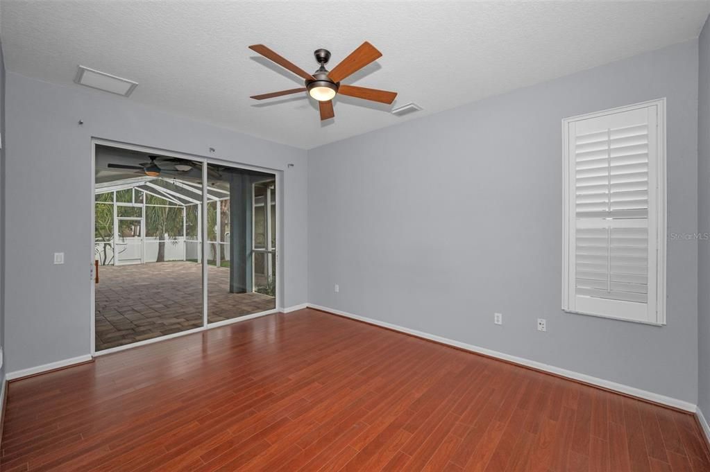 待售: $530,000 (4 贝兹, 2 浴室, 2363 平方英尺)