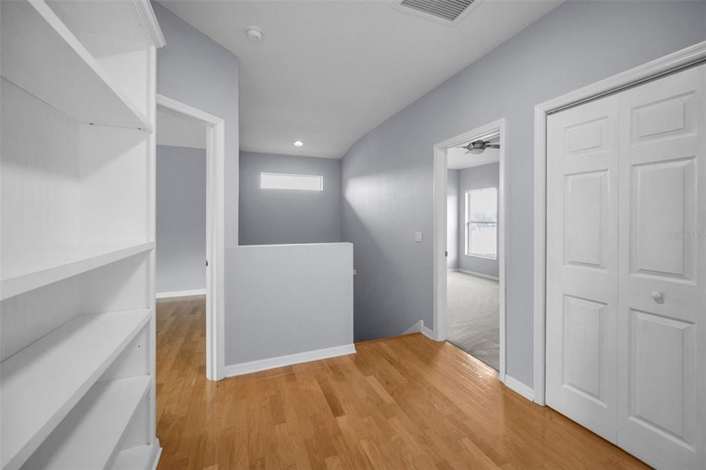 待售: $530,000 (4 贝兹, 2 浴室, 2363 平方英尺)