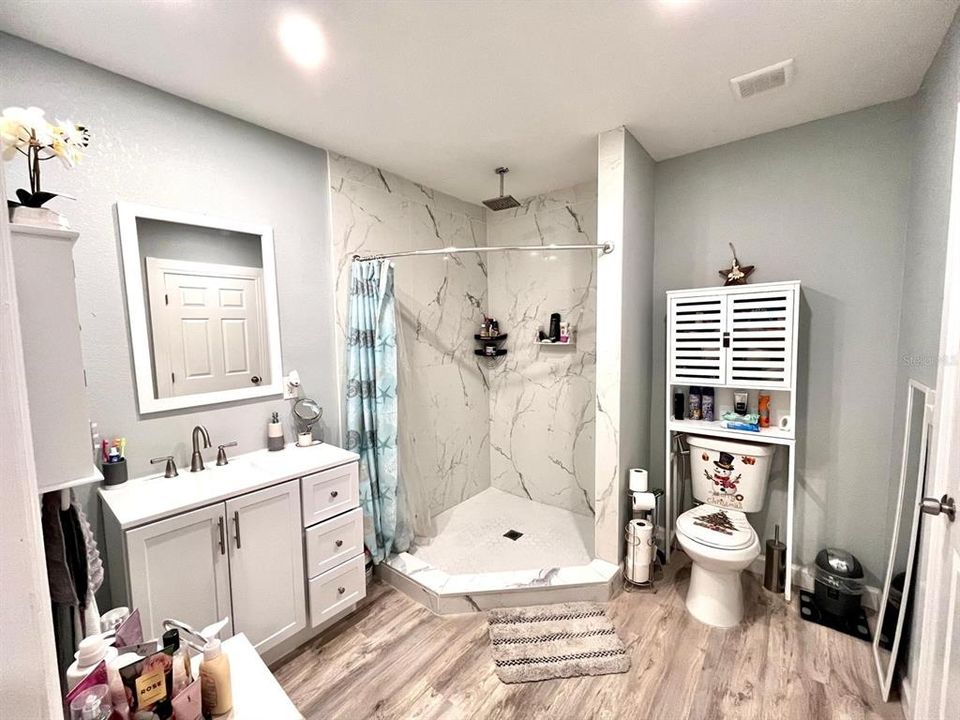 En Venta: $750,000 (6 camas, 0 baños, 3384 Pies cuadrados)