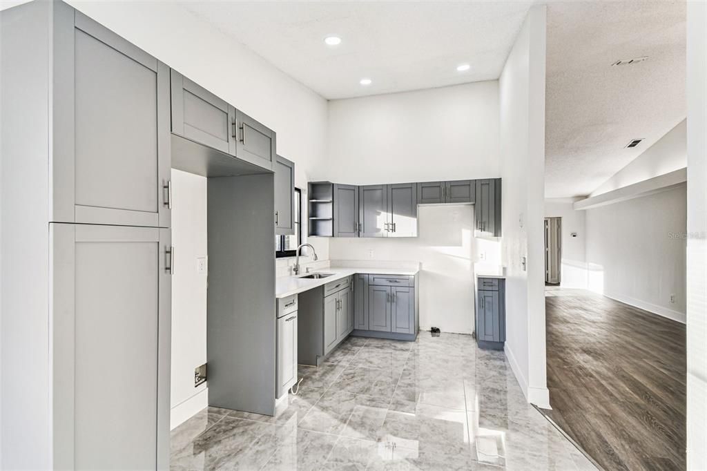 En Venta: $750,000 (6 camas, 0 baños, 3384 Pies cuadrados)