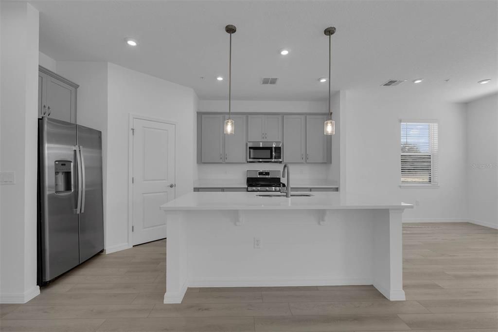 For Sale: $361,965 (3 beds, 2 baths, 1496 Square Feet)