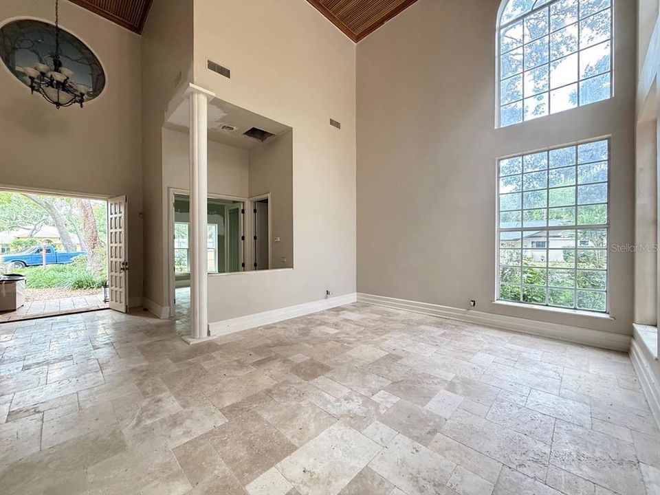 На продажу: $800,000 (4 спален, 3 ванн, 4048 Квадратных фут)