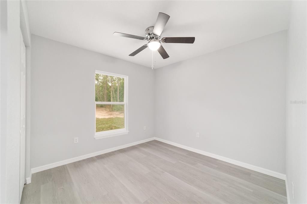 На продажу: $219,900 (3 спален, 2 ванн, 1089 Квадратных фут)