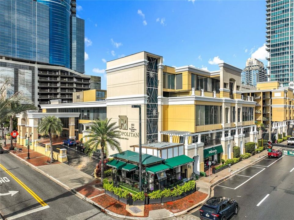 For Sale: $155,000 (1 beds, 1 baths, 592 Square Feet)