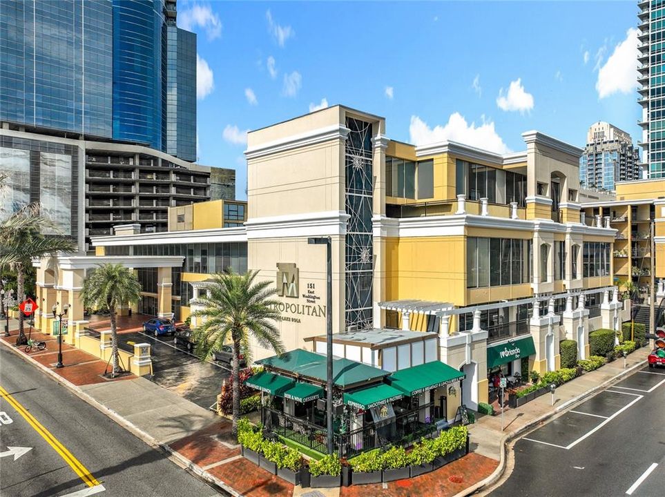 For Sale: $155,000 (1 beds, 1 baths, 592 Square Feet)