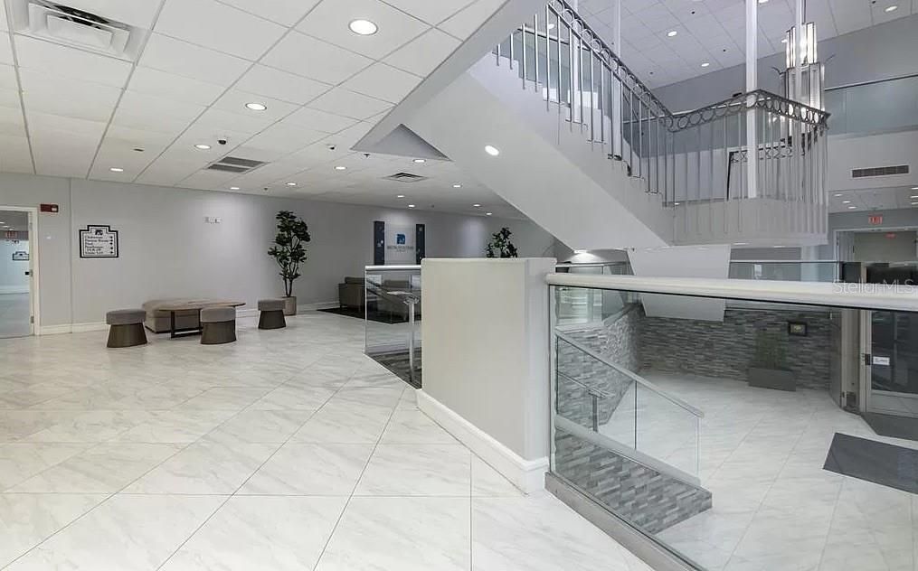 For Sale: $155,000 (1 beds, 1 baths, 592 Square Feet)