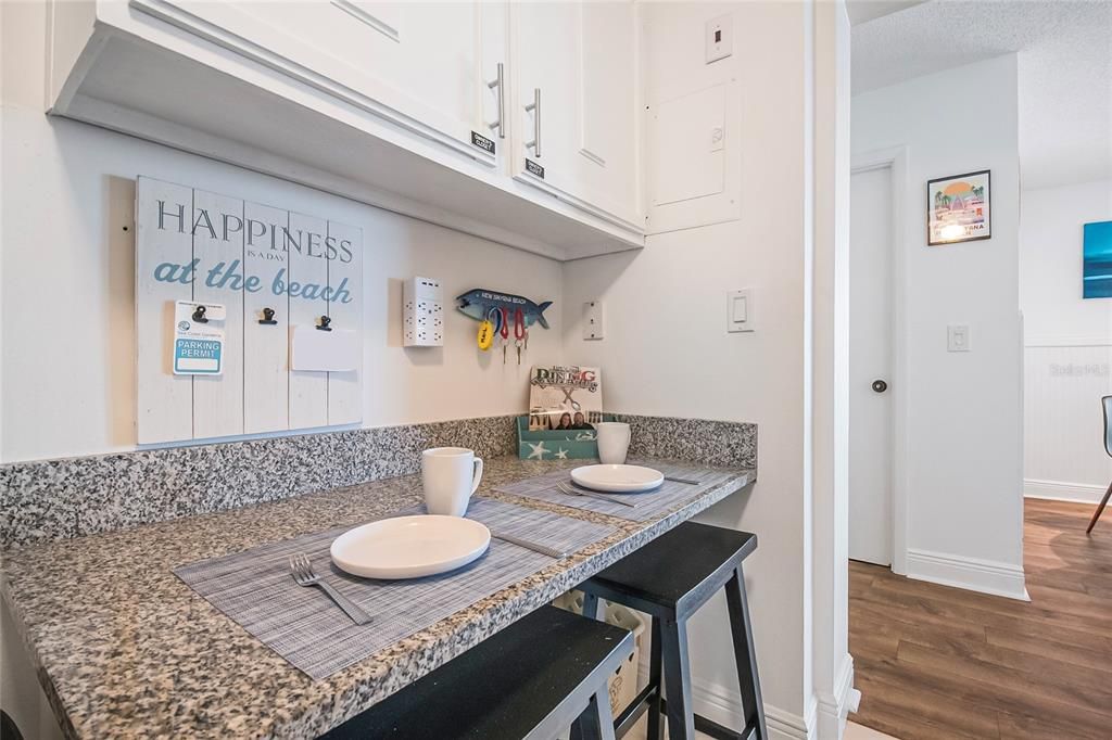 На продажу: $299,900 (1 спален, 1 ванн, 697 Квадратных фут)