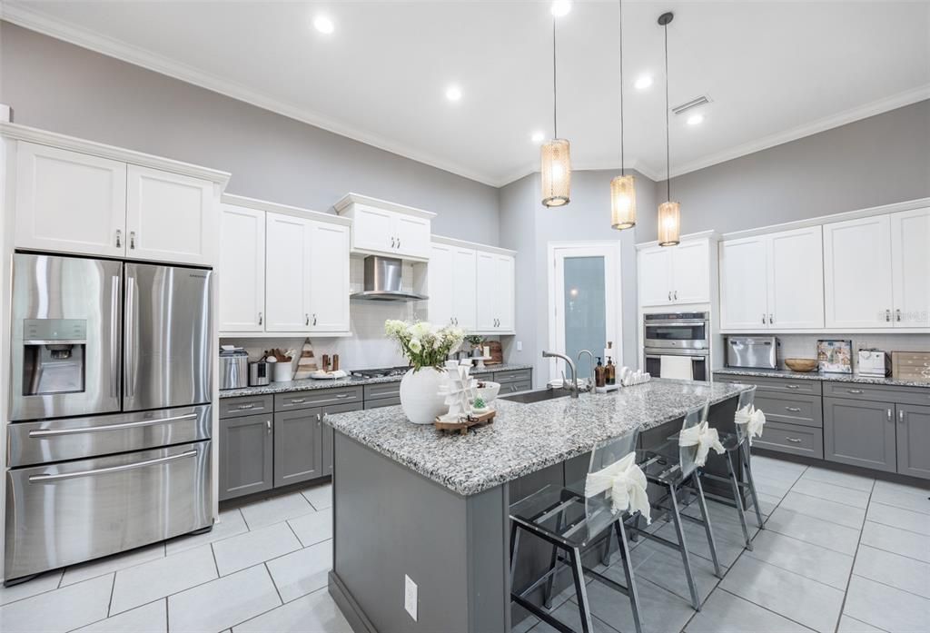 For Sale: $1,000,000 (4 beds, 3 baths, 4017 Square Feet)