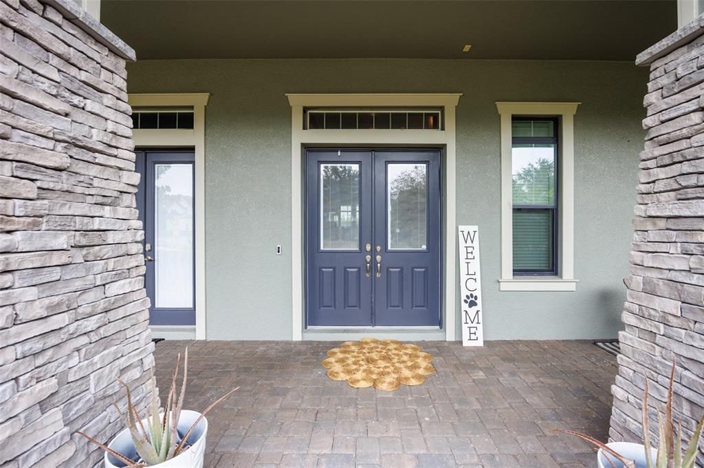 For Sale: $1,000,000 (4 beds, 3 baths, 4017 Square Feet)