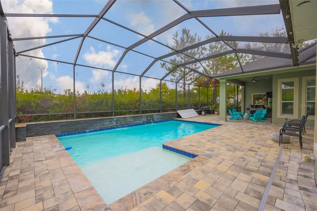 For Sale: $1,000,000 (4 beds, 3 baths, 4017 Square Feet)