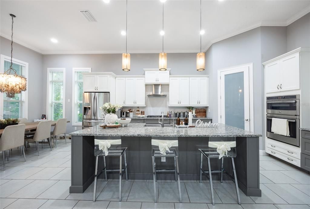 For Sale: $1,000,000 (4 beds, 3 baths, 4017 Square Feet)