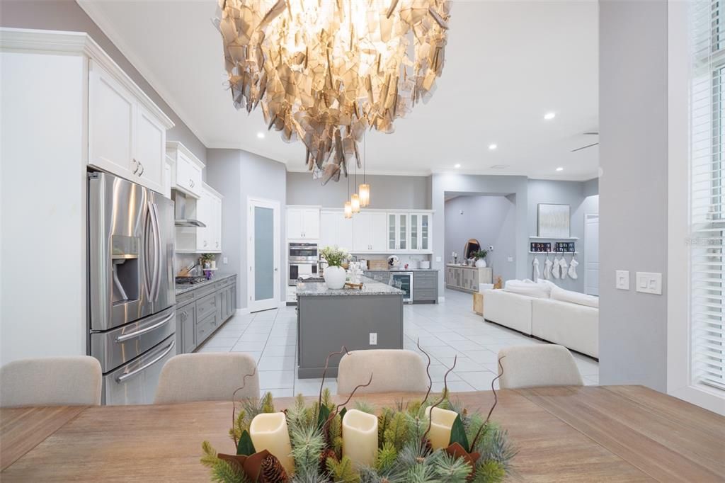 For Sale: $1,000,000 (4 beds, 3 baths, 4017 Square Feet)