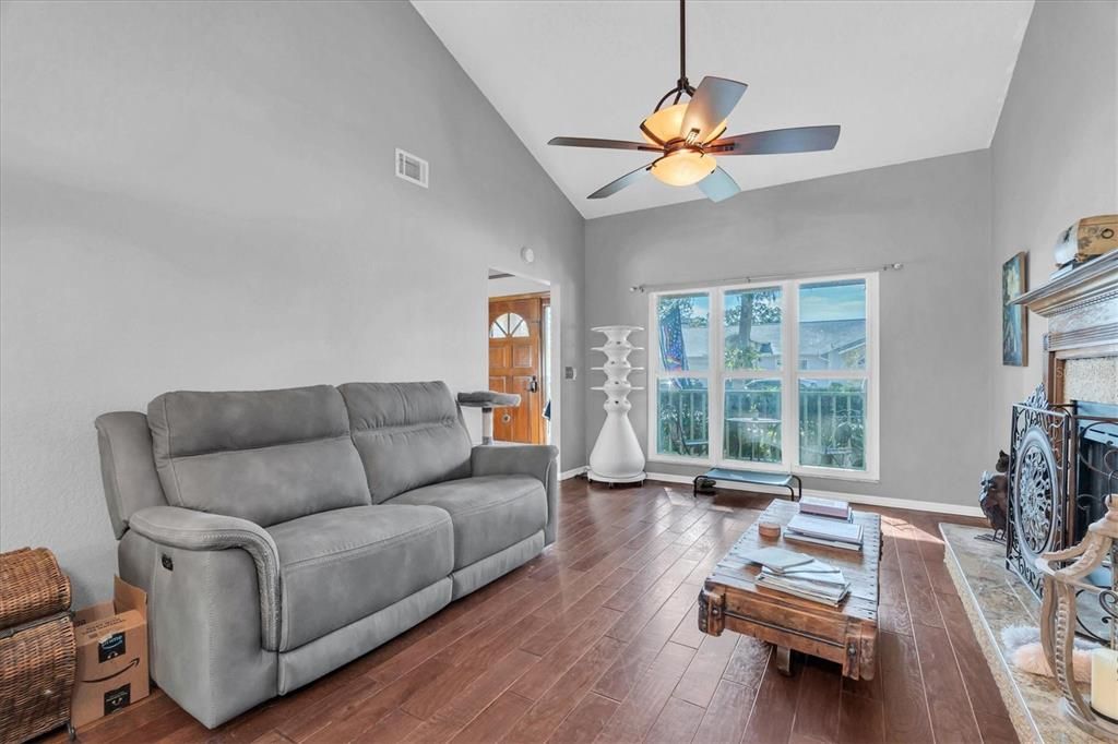 For Sale: $575,000 (3 beds, 2 baths, 2029 Square Feet)