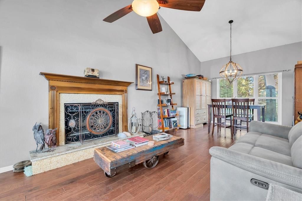 For Sale: $575,000 (3 beds, 2 baths, 2029 Square Feet)