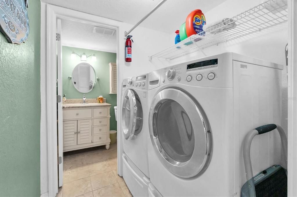 For Sale: $575,000 (3 beds, 2 baths, 2029 Square Feet)