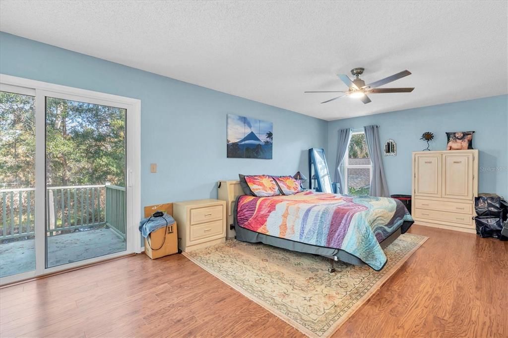 For Sale: $575,000 (3 beds, 2 baths, 2029 Square Feet)