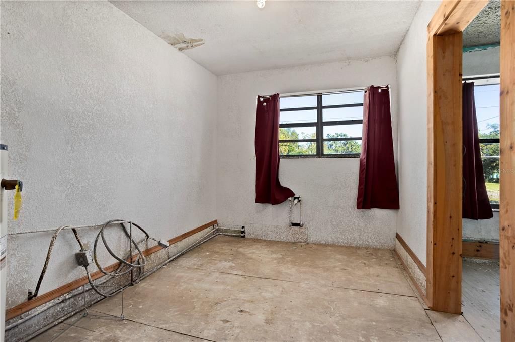 En Venta: $550,000 (5 camas, 2 baños, 4695 Pies cuadrados)