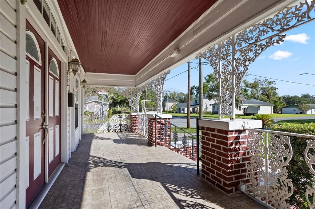 En Venta: $550,000 (5 camas, 2 baños, 4695 Pies cuadrados)