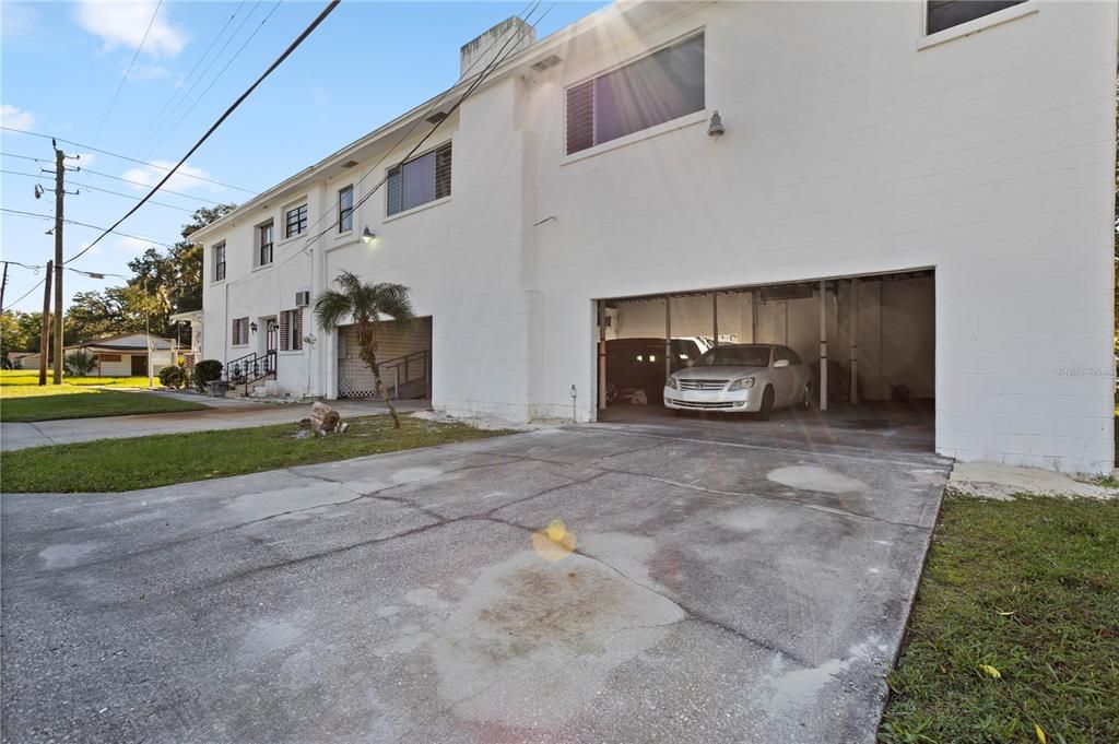 En Venta: $550,000 (5 camas, 2 baños, 4695 Pies cuadrados)