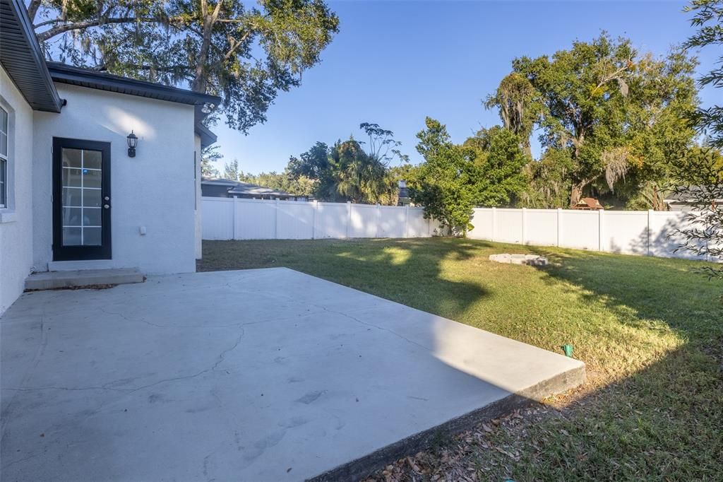 For Sale: $900,000 (4 beds, 3 baths, 2267 Square Feet)