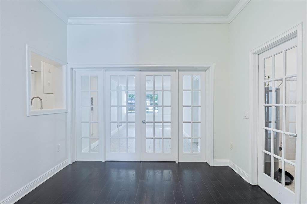 For Sale: $900,000 (4 beds, 3 baths, 2267 Square Feet)