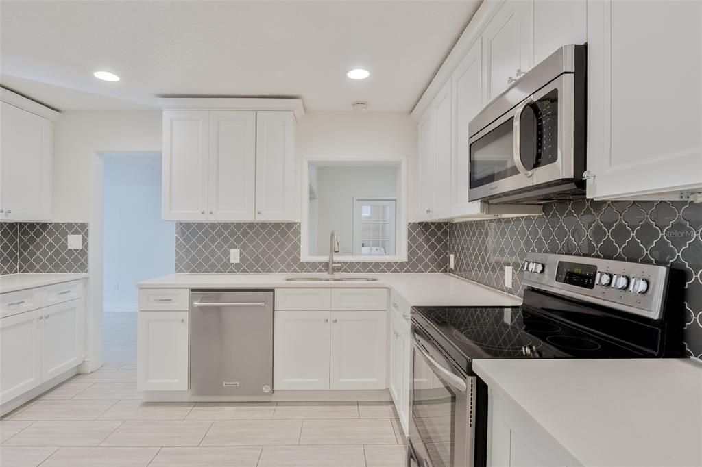 For Sale: $900,000 (4 beds, 3 baths, 2267 Square Feet)